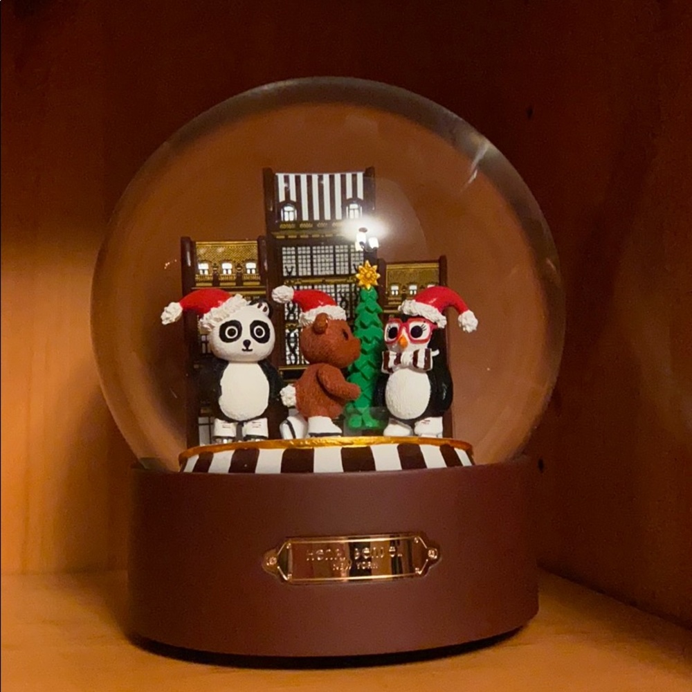 Large Henri bendel snow globe